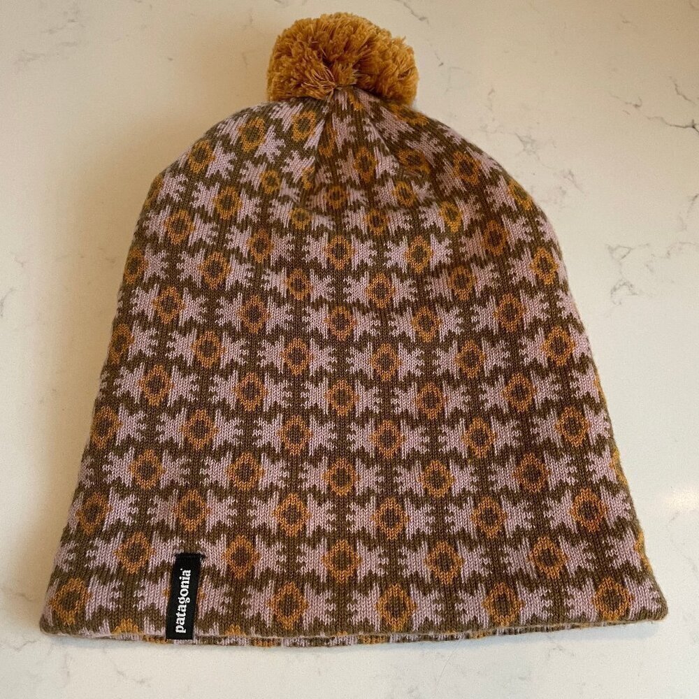 Patagonia Printed Knit 100% Recycled Poly Beanie Hat Olive Grn Pink Gold Sz OS